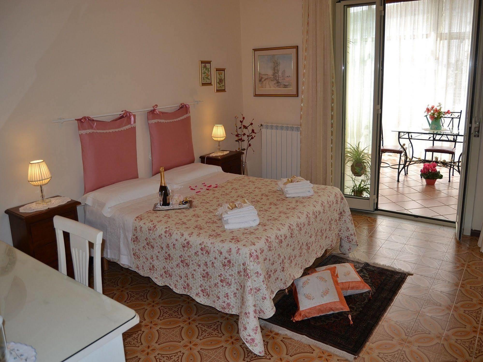 Bed & Breakfast Marena Sant'Agata Li Battiati Exteriör bild