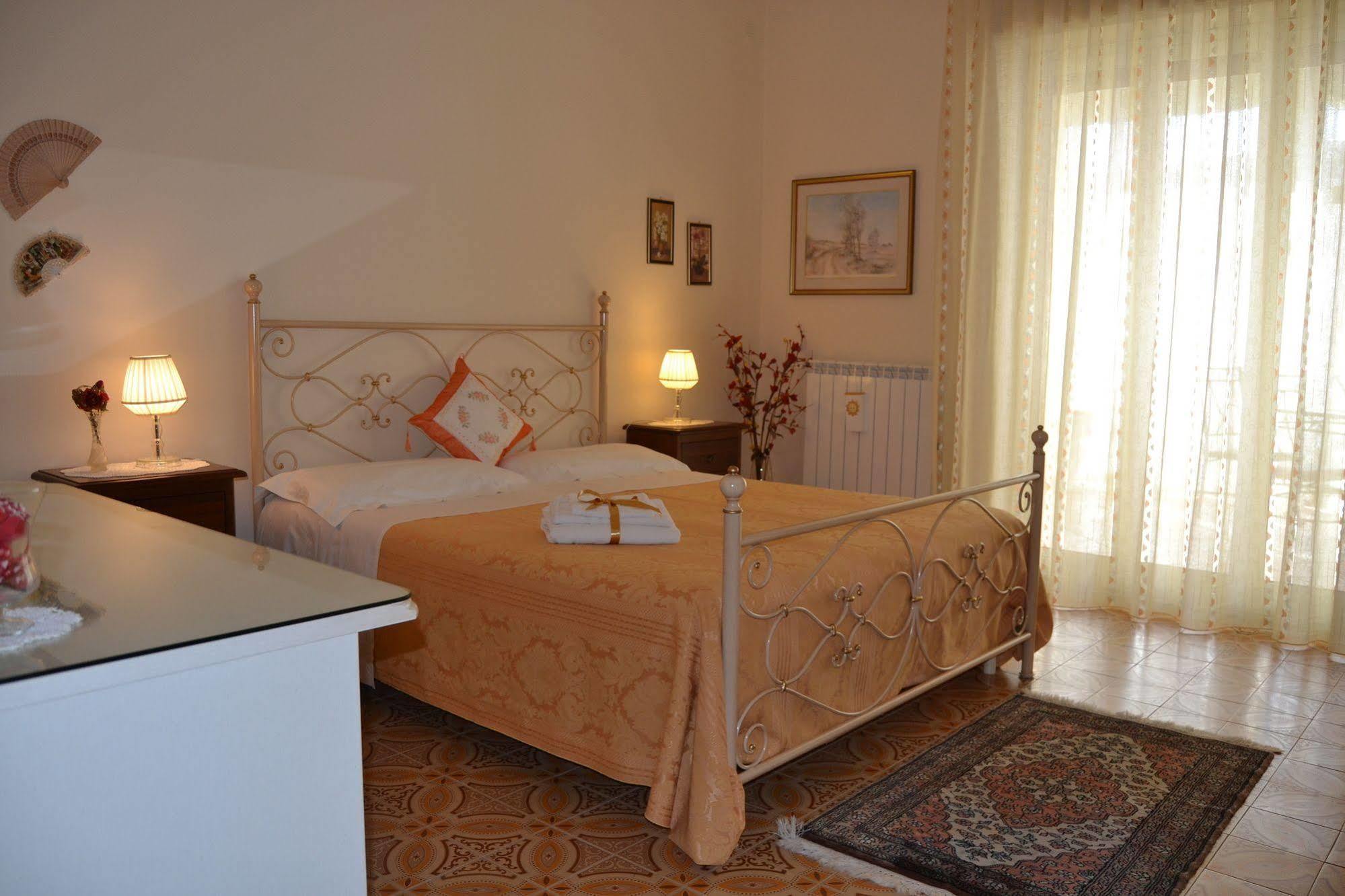 Bed & Breakfast Marena Sant'Agata Li Battiati Exteriör bild